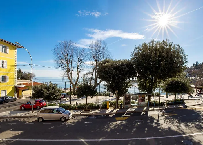 Apartments Anaika At The Beach, Opatija